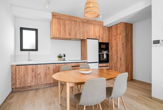 Segunda Mano - Apartamento - San Miguel de Salinas - San Miguel