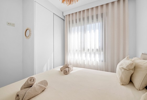 Segunda Mano - Apartamento - San Miguel de Salinas - San Miguel