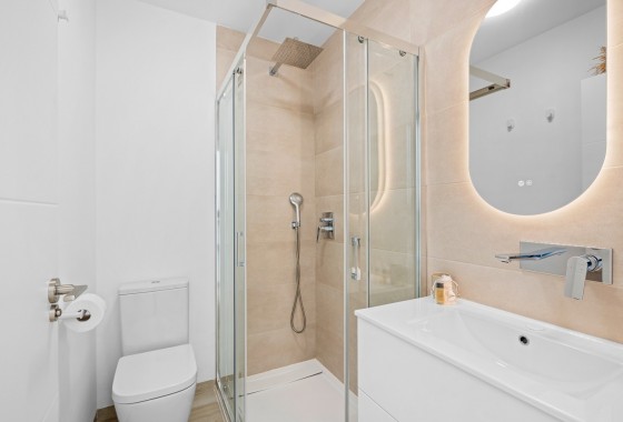 Segunda Mano - Apartamento - San Miguel de Salinas - San Miguel