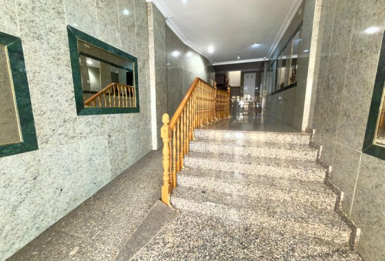 Segunda Mano - Apartamento - Torrevieja - Parque de las Naciones