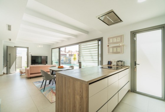 Revente - Villa - Orihuela Costa - Villamartin Golf