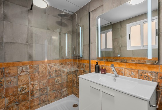 Segunda Mano - Apartamento - LOS URRUTIAS - ESTRELLA DE MAR