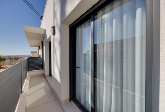 Obra nueva - Chalet - Torrevieja - Sector 25
