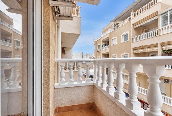 Resale - Apartment - Torrevieja - torrevieja