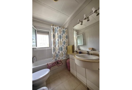 Revente - Villa - Torrevieja - El chaparral