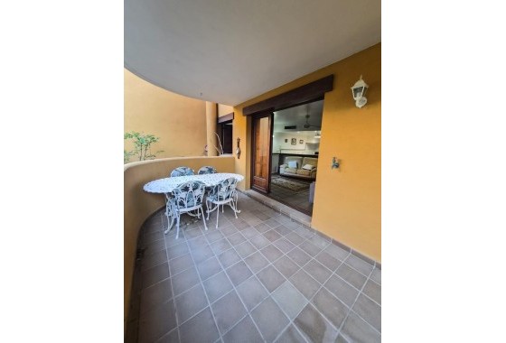 Resale - Apartment - Torrevieja - Punta prima