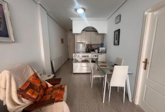 Resale - Apartment - Almoradí