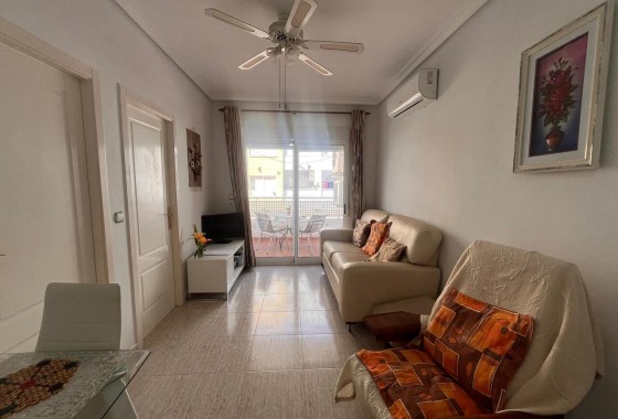 Resale - Apartment - Almoradí