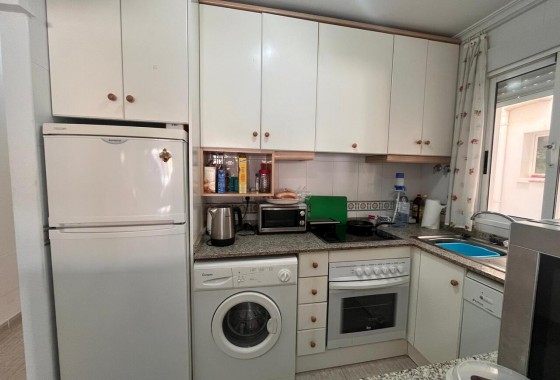 Resale - Apartment - Almoradí