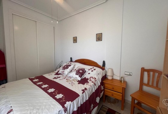 Resale - Apartment - Almoradí