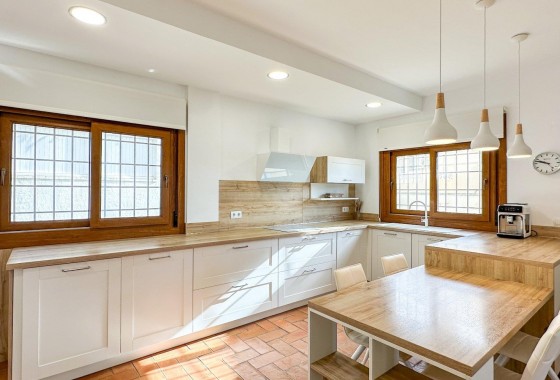 Revente - Villa - Orihuela Costa - Campoamor