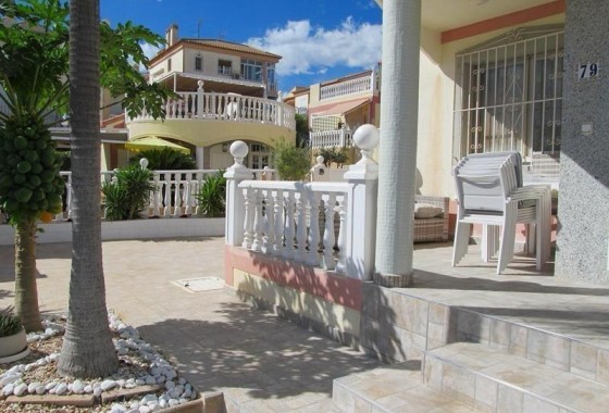 Revente - Villa - Torrevieja - Aguas nuevas 1