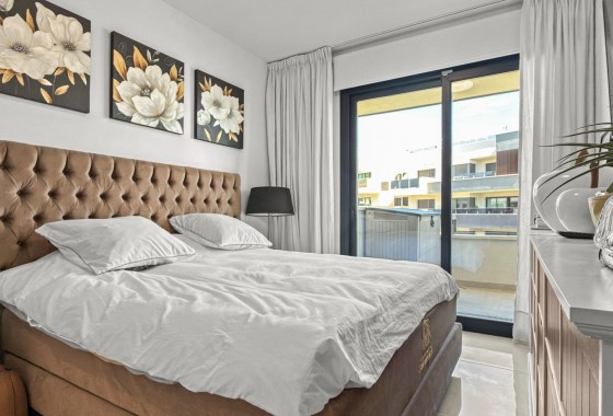 Resale - Apartment - Orihuela Costa - Playa Flamenca