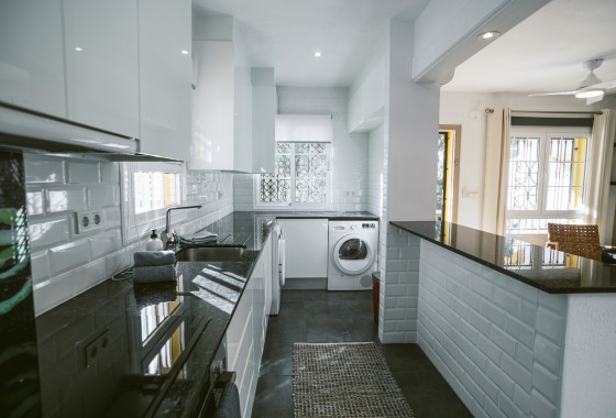 Revente - Villa - Orihuela Costa - Villamartín