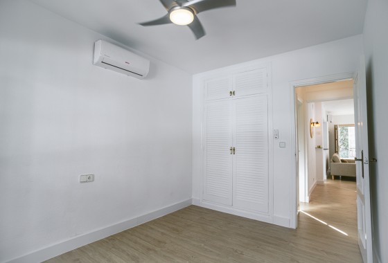 Revente - Villa - Orihuela Costa - Villamartín