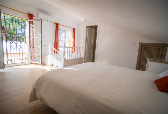 Revente - Villa - Orihuela Costa - Villamartín