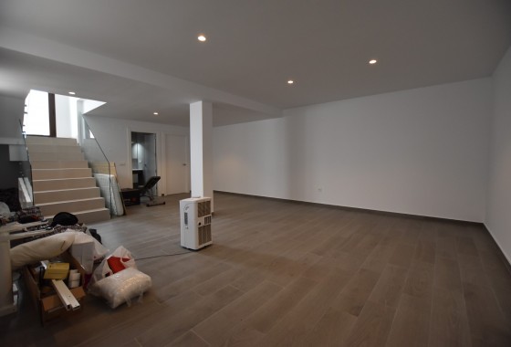 Resale - Detached Villa - Benijofar