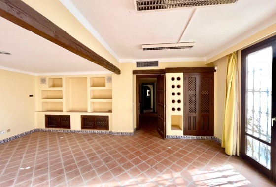 Revente - Commerce / Local - Torrevieja - Playa Los Locos