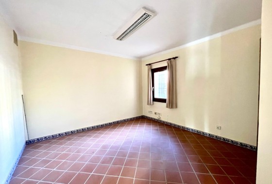 Revente - Commerce / Local - Torrevieja - Playa Los Locos