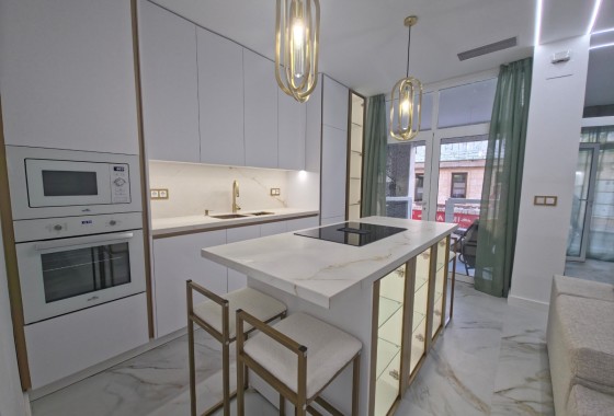 Resale - Apartment - Guardamar del Segura