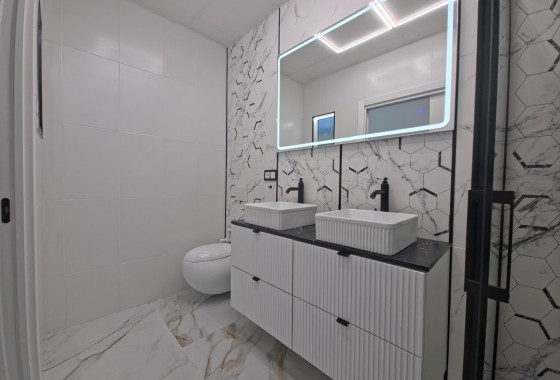 Resale - Apartment - Guardamar del Segura