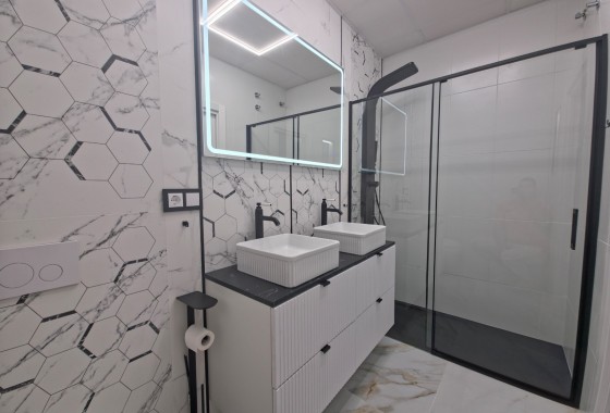 Resale - Apartment - Guardamar del Segura