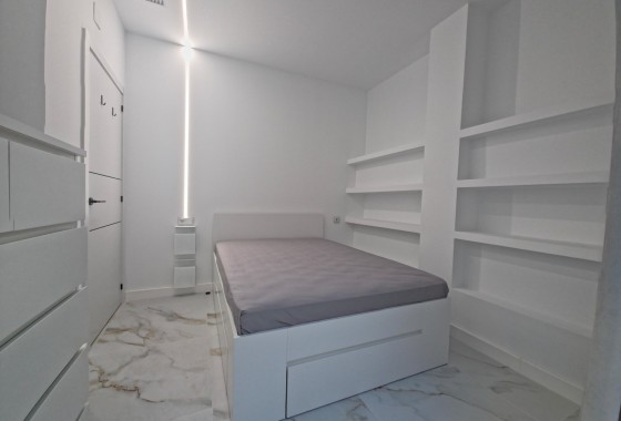 Resale - Apartment - Guardamar del Segura