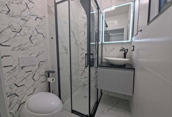 Resale - Apartment - Guardamar del Segura