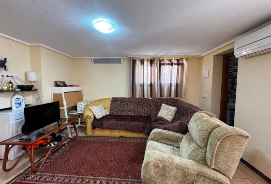 Resale - Townhouse - Punta Prima