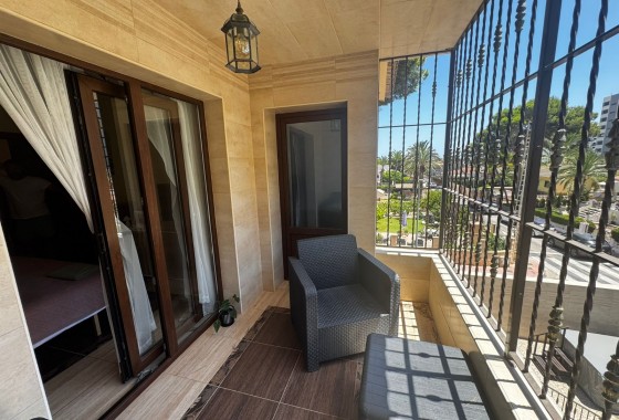 Resale - Townhouse - Punta Prima