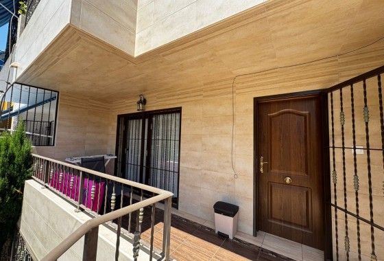 Resale - Townhouse - Punta Prima