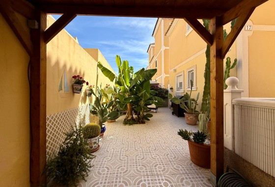 Revente - Villa - Orihuela Costa - Villamartín