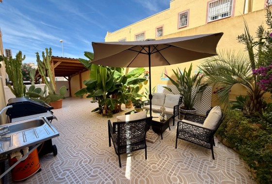 Revente - Villa - Orihuela Costa - Villamartín