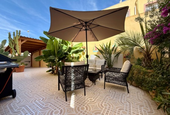 Revente - Villa - Orihuela Costa - Villamartín