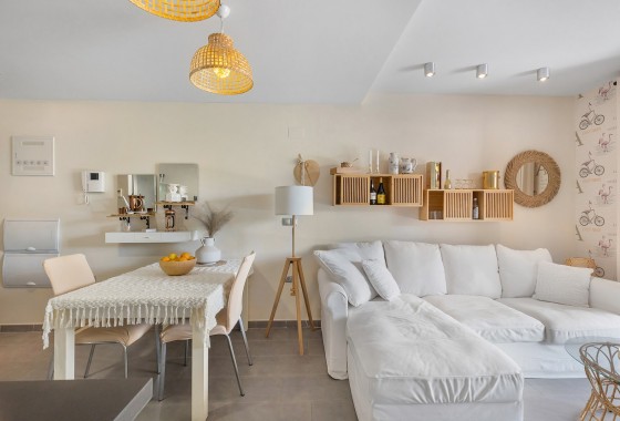 Resale - Apartment - La Mata - Playa