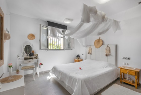 Resale - Apartment - La Mata - Playa