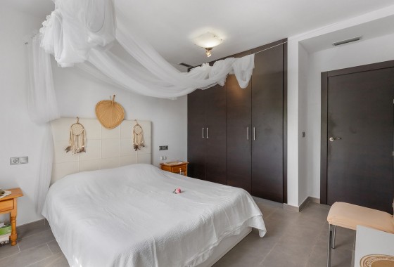 Resale - Apartment - La Mata - Playa