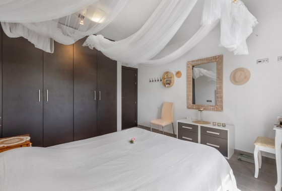 Resale - Apartment - La Mata - Playa