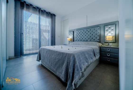 Revente - Villa - Orihuela Costa - Villamartín