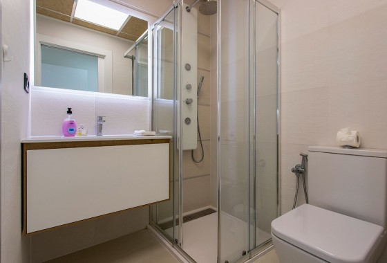 Resale - Apartment - Los Balcones - Torrevieja