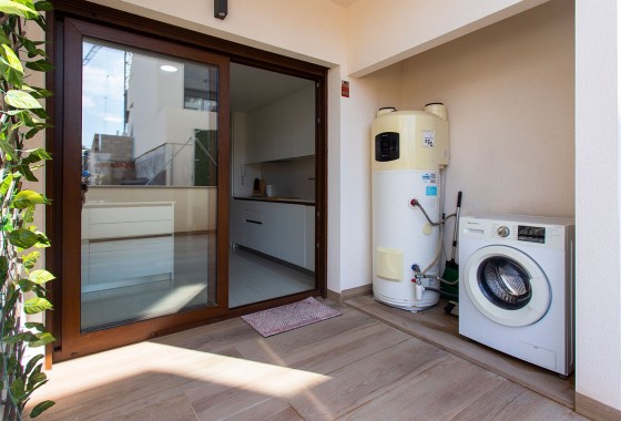 Resale - Apartment - Los Balcones - Torrevieja