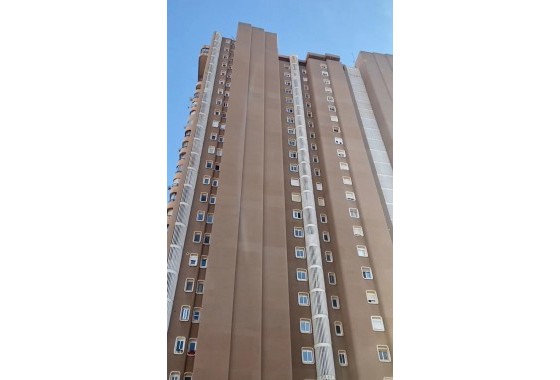 Resale - Apartment - Benidorm - 1ª Linea De Playa