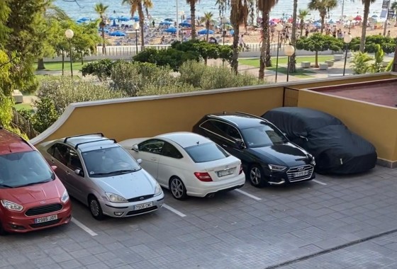 Resale - Apartment - Benidorm - 1ª Linea De Playa