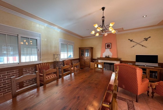 Resale - Townhouse - Los Montesinos