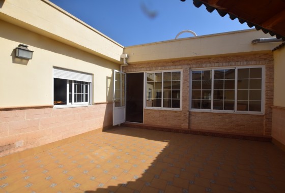 Resale - Townhouse - Los Montesinos