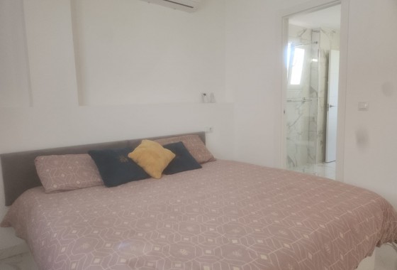 Resale - Apartment - Orihuela Costa - Villamartín