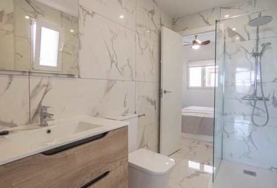 Resale - Apartment - Orihuela Costa - Villamartín