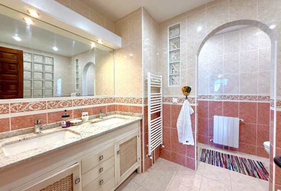 Segunda Mano - Chalet - Villamartin - Villamartín