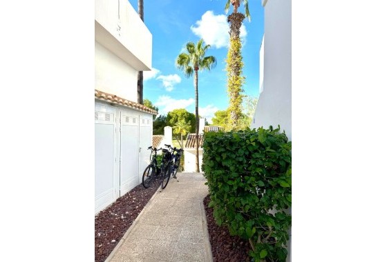 Segunda Mano - Chalet - Villamartin - Villamartín