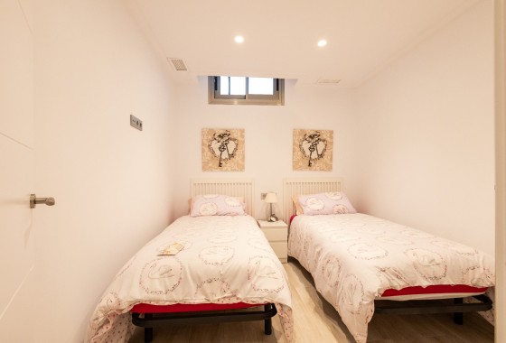 Revente - Villa - Orihuela Costa - Costa Blanca